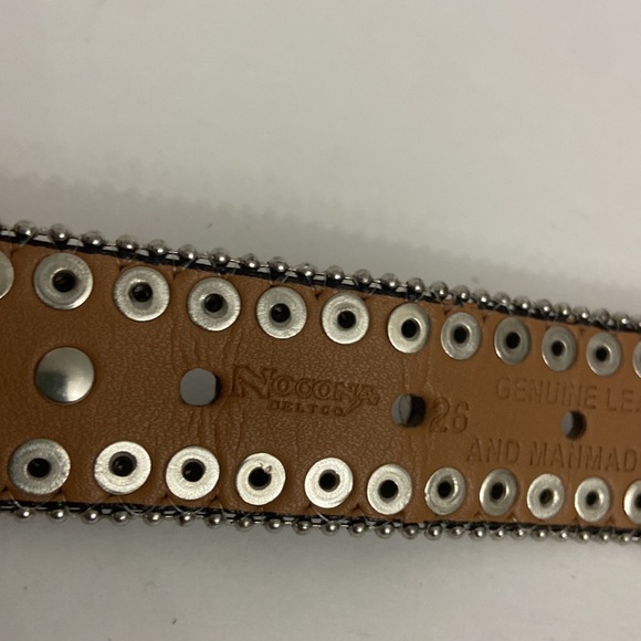 Genuine Leather Nocona Child’s Belt - Picture 5 of 7